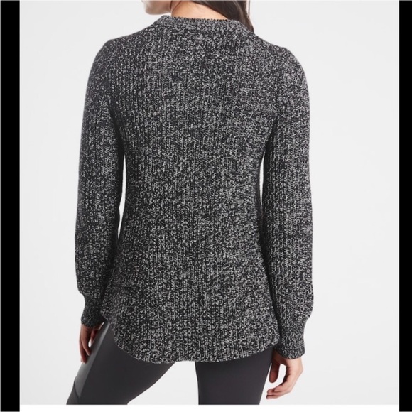 ATHLETA - Picture 2 of 14